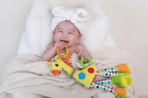 荆门四个月宝宝揉眼睛 荆门四个月宝宝揉眼睛